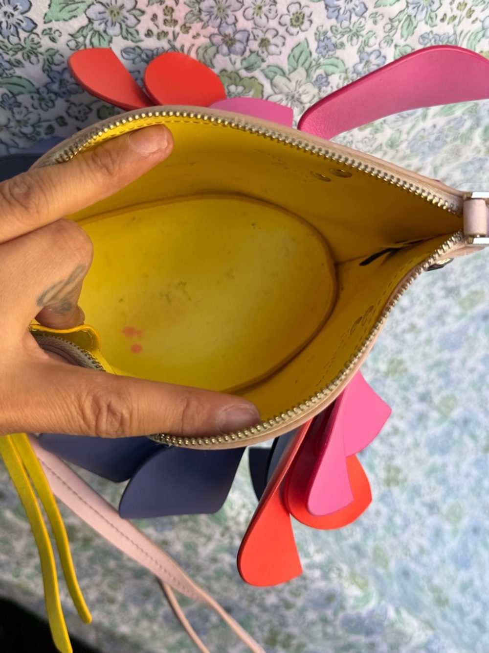 Kate spade parrot crossbody bag - Picture 5 of 6